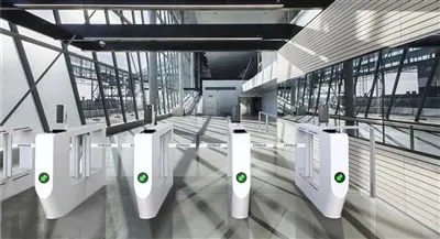 A forgókapu zökkenőmentesen integrálható az ele...